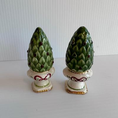 PAIR, TOPIARY SALT & PEPPER SHAKERS