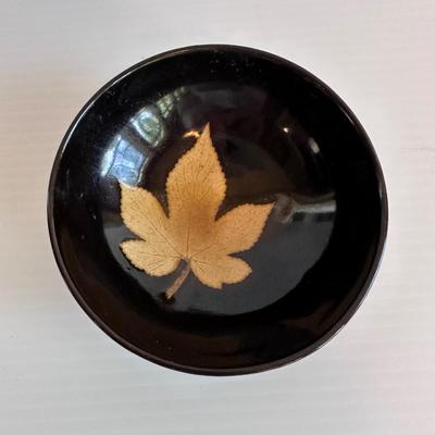 CERAMIC LEAF BOWL