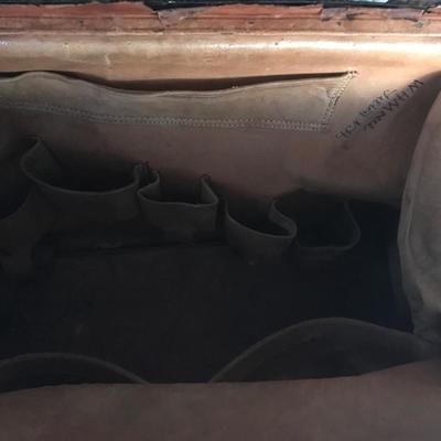 ANTIQUE GLADSTONE BAG