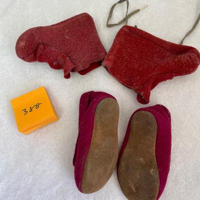 Lot of 2 pair red shoes