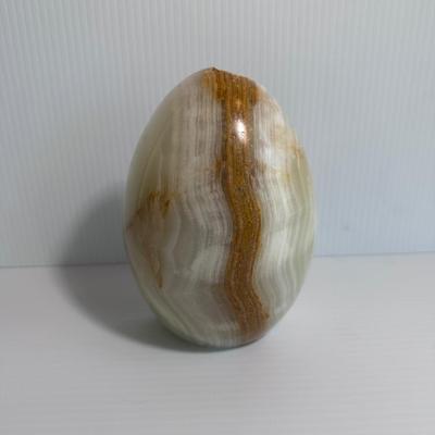 WHITE ONYX STONE EGG