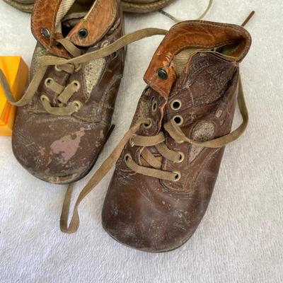 Lot of 3 Vintage Shoes