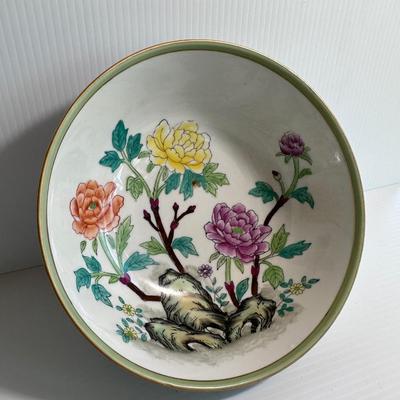 VINTAGE ANDREA BY SADEK PORCELAIN VEGETABLE OR CENTER BOWL