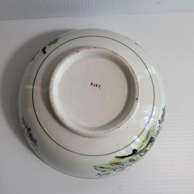 VINTAGE ANDREA BY SADEK PORCELAIN VEGETABLE OR CENTER BOWL