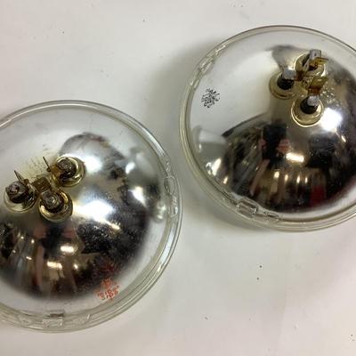 392 Chevrolet BelAir 1955 Headlight Bulbs