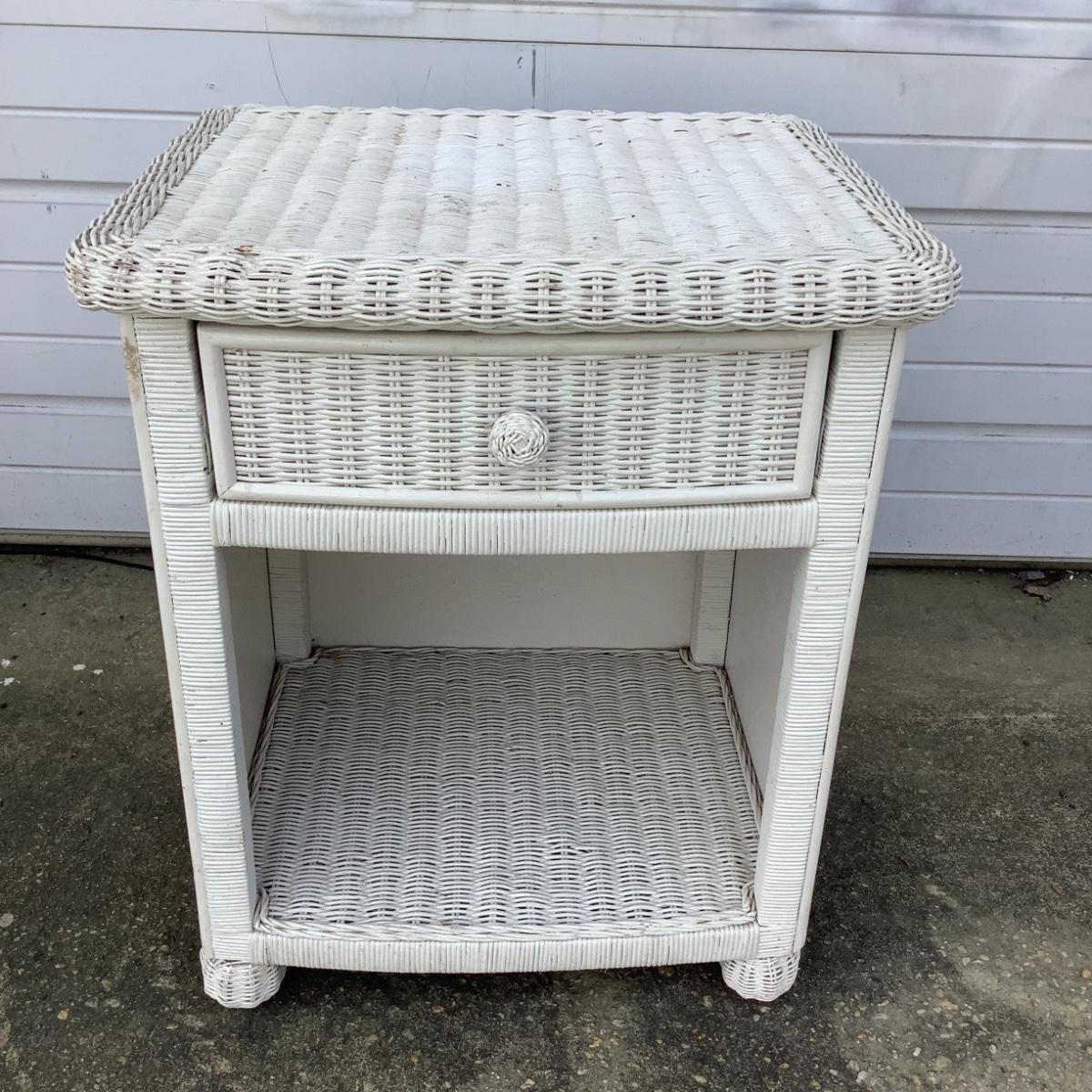 393 White Wicker Night Stand