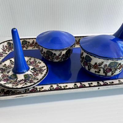 PALISSY ENGLAD PORCELAIN 7PC VANITY DRESSER SET