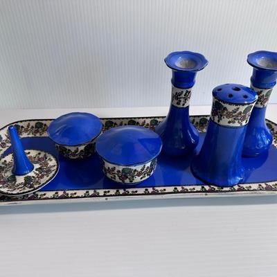 PALISSY ENGLAD PORCELAIN 7PC VANITY DRESSER SET