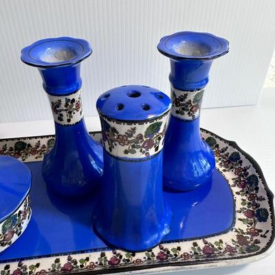 PALISSY ENGLAD PORCELAIN 7PC VANITY DRESSER SET