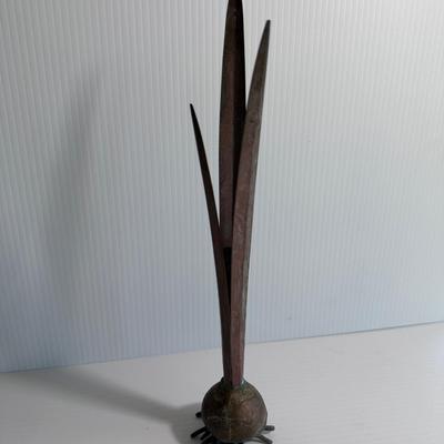 VINTAGE CARNEVALE ONION BULB BUD VASE