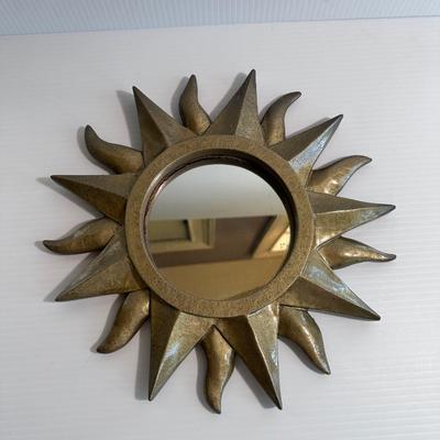 SMALL SUNBURST MIRROR