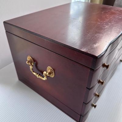 JEWELRY BOX & CONTENTS