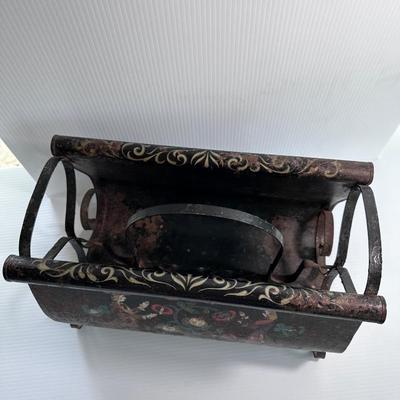 VINTAGE HAND PAINTED TOLE MAGAZINE RACK