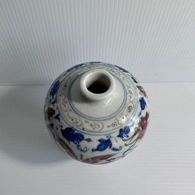 CHINESE PAINTED PORCELAIN PLUM VASE