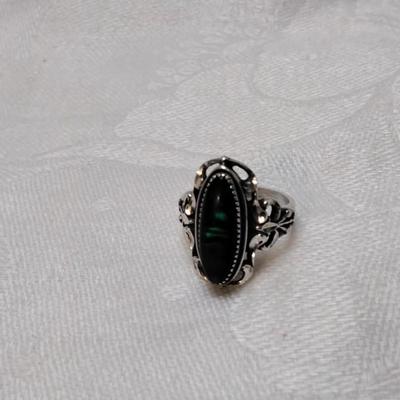 RM Unique Dyed Mother Of Pearl Ring Size 7