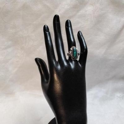 RM Unique Dyed Mother Of Pearl Ring Size 7