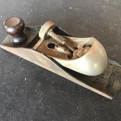 TOOL LOT