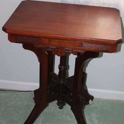 Impressive Vintage Eastlake Lamp Table
