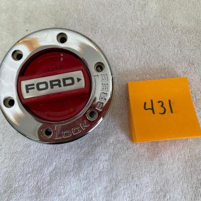 Ford Hub Cap 4 wheel drive