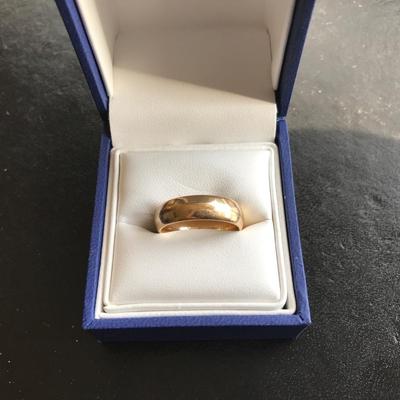 14KT GOLD RING