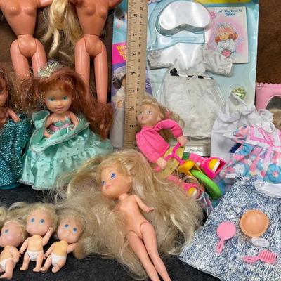 Various Sized Fashion Doll Lot