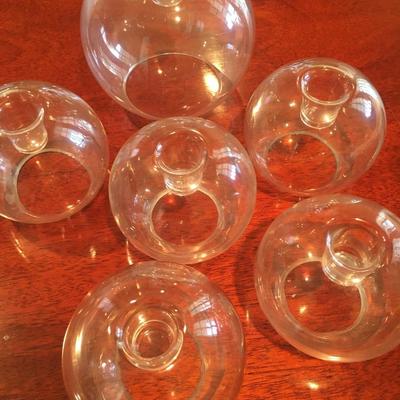 Circular candle holder