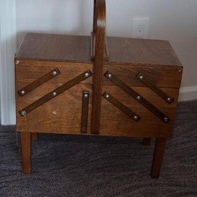 VINTAGE ACCORDIAN STYLE SEWING BOX/ NICE FINISH AND STOCKED FULL