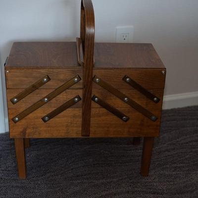 VINTAGE ACCORDIAN STYLE SEWING BOX/ NICE FINISH AND STOCKED FULL