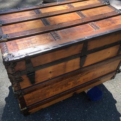 ANTIQUE USA EXCELSIOR STAMFORD CONN. LARGE WOODEN STEAMER TRUNK/CHEST