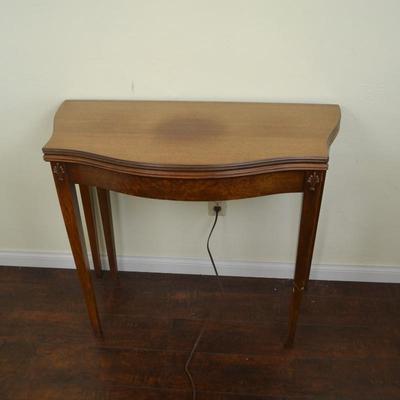 LOT 214. VINTAGE FOLDING GATE LEG TABLE