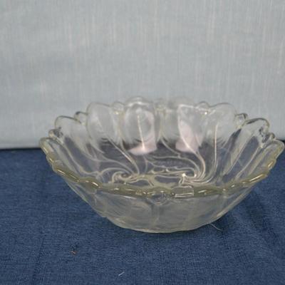 LOT 225 GLASS BOWL, DECORATIVE FRUIT AND TURKEY SALT AND PEPPER SET