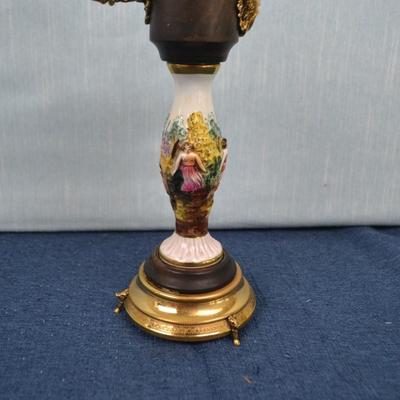 LOT 227. GLASSWARE AND VINTAGE PEPPER GRINDER MUSIC BOX