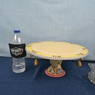 LOT 232. CAKE PLATE AND GLASSWARE