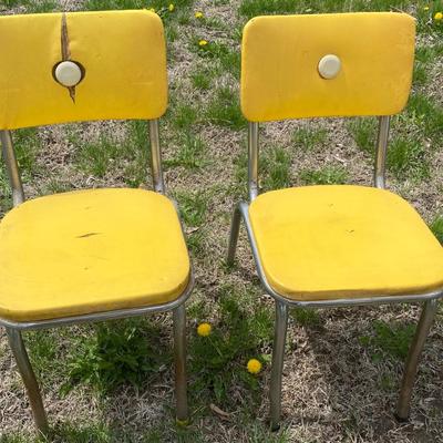Mid Century Table and Chairs