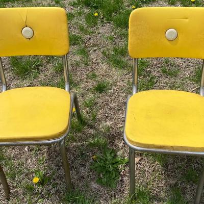 Mid Century Table and Chairs
