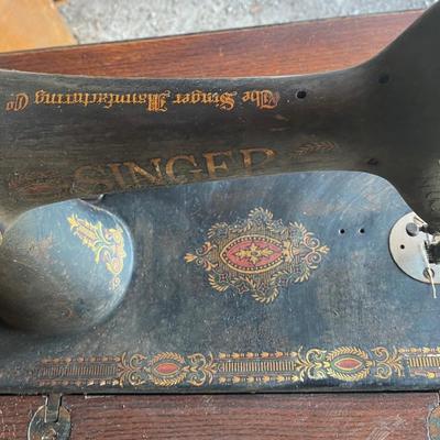 Vintage Singer Sewing Pedal Cabinet Machine