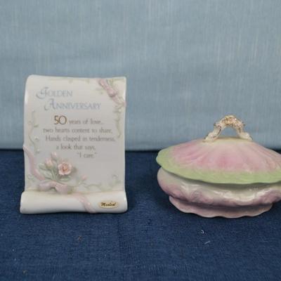LOT 235. HOME DECOR ITEMS