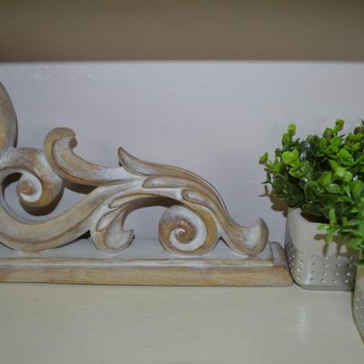 LOT 301 HOME DECOR