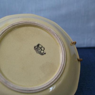 LOT 309. HOME DECOR