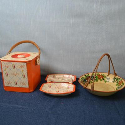 LOT 309. HOME DECOR