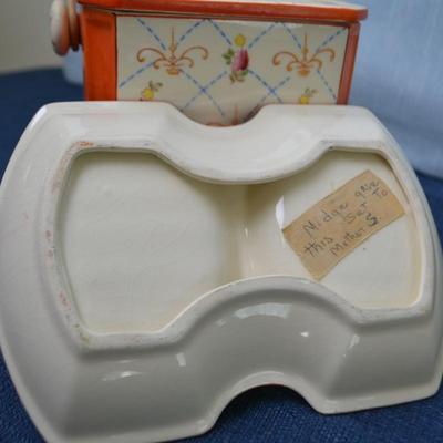 LOT 309. HOME DECOR