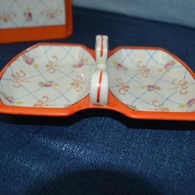 LOT 309. HOME DECOR