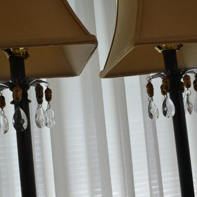 LOT 320. PAIR OF TABLE LAMPS