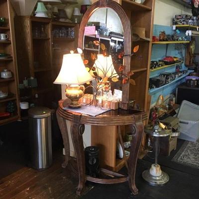 Hallway Entry Stand with nice mirror