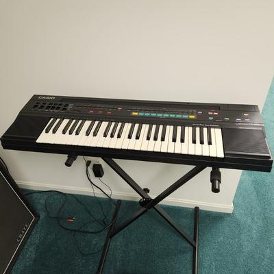 Casio Casiotone CT-460 MIDI Keyboard 465 Sound Tone Bank with Stand