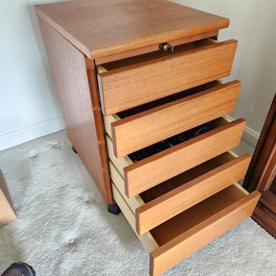 5 Drawer Teak Cabinet on casters 16x19x24