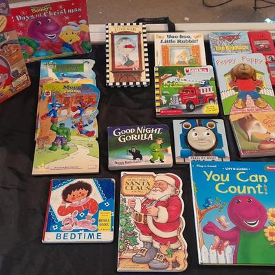 CHILDREN'S BOARD BOOKS, GREAT FOR TODDLERS!