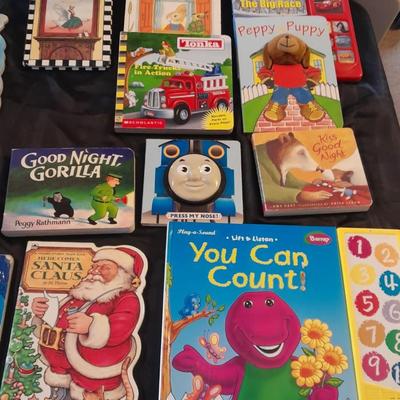 CHILDREN'S BOARD BOOKS, GREAT FOR TODDLERS!