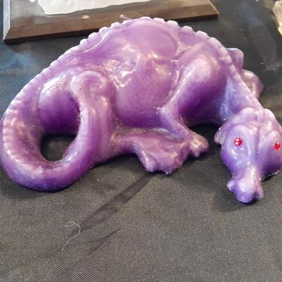 DRAGON COLLECTION SPIRIT OF THE GRANDIDIERITE DRAGON AND MORE