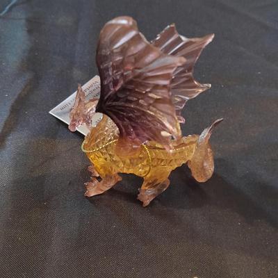 RAREST GEM DRAGONS OF THE WORLD COLLECTION FIGURE WITH CASTLE SPIRIT OF THE MUSGRAVITE